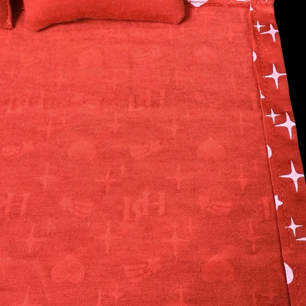 Rainbow High Doll House Bedding Set Red Blanket & 2‎ Sparkle Pillows Replacement